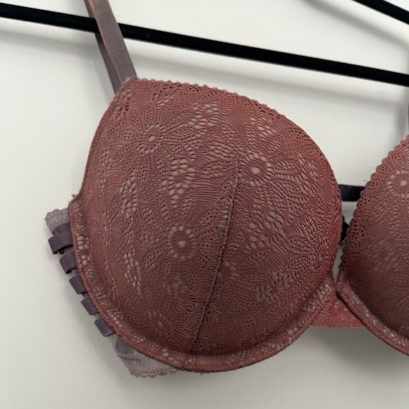 Victoria secret purple bra 32DD - Picture 3 of 10